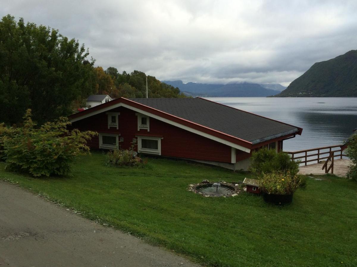Camping Elvegard Fjordcamp Grov