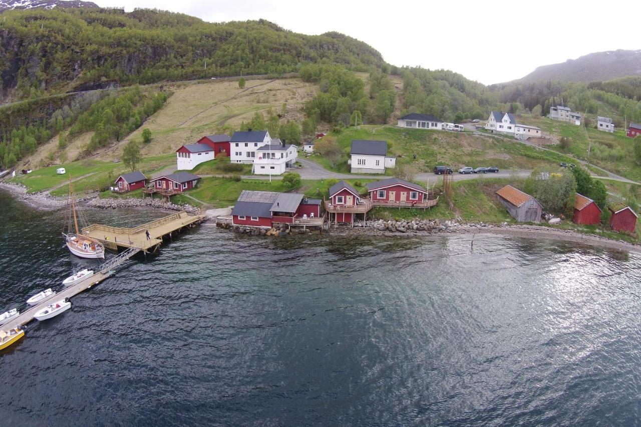 Camping Elvegard Fjordcamp Grov
